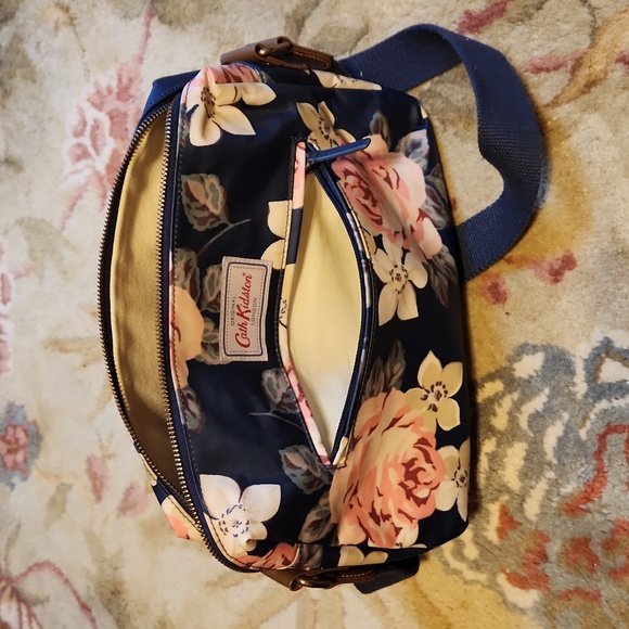 CATH KITSON matte oilcloth forest bunch navy waistbag - Picture 10 of 10